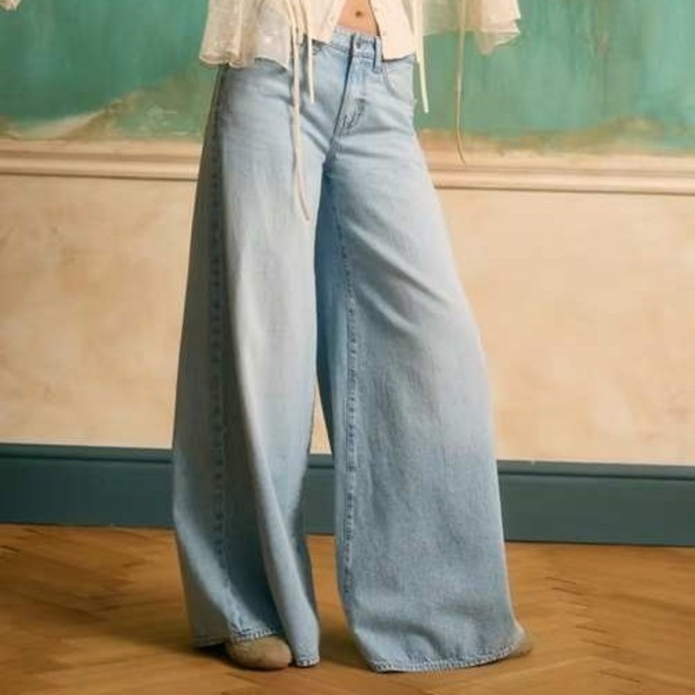 American Eagle 14 AE Dreamy Drape Strigid A-Line Fit Jeans Grunge Punk Festival
